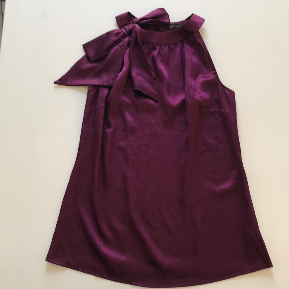 The Limited Blouse with Bow. Size XS.